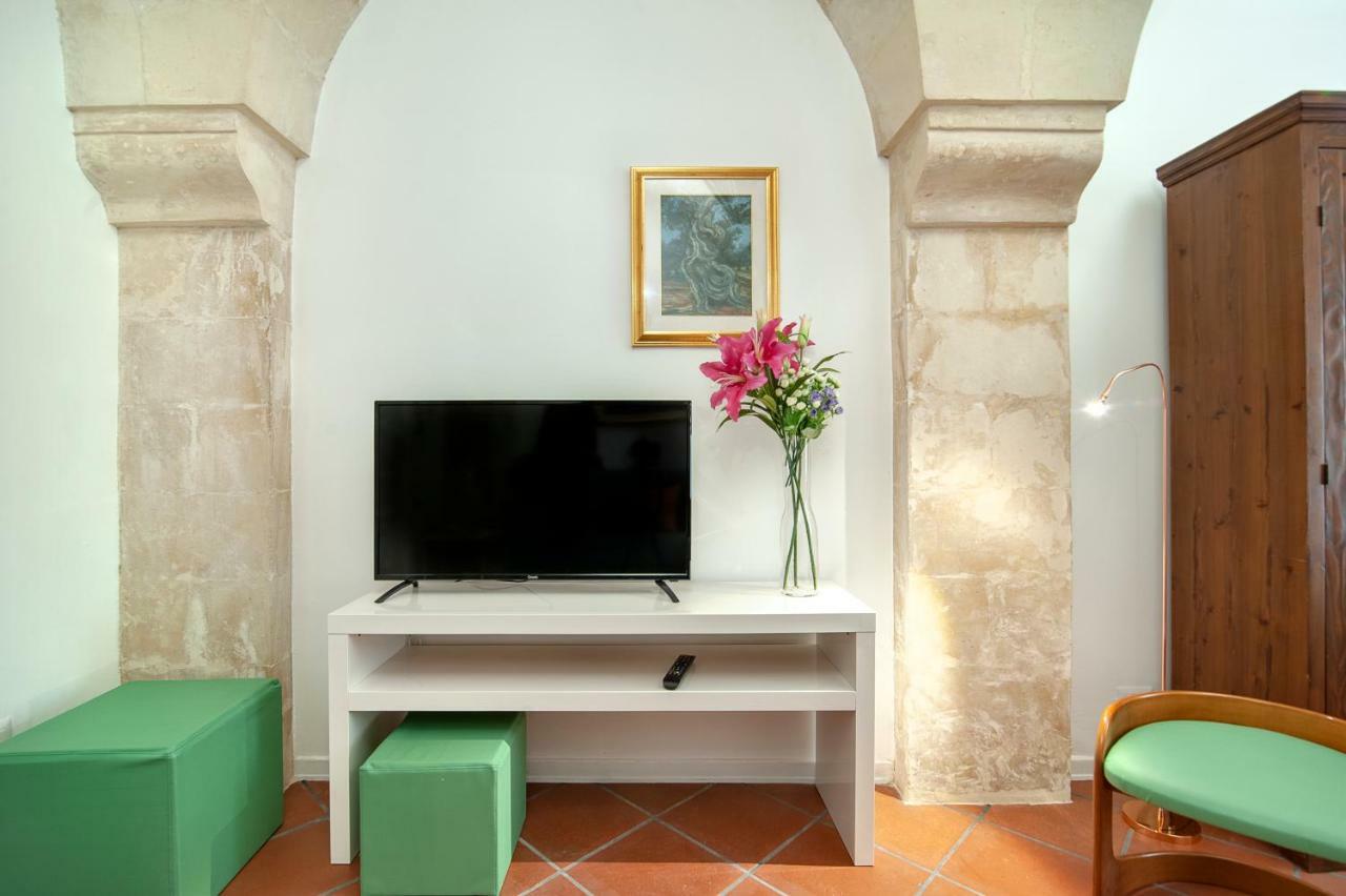 GoodStay Corte del Vescovo Lecce Esterno foto